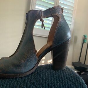 Peep toe ankle boots/mayjane